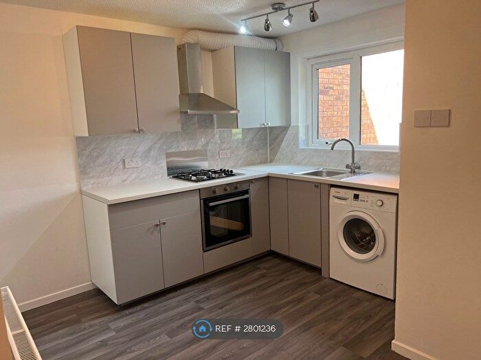 2 Bedroom Terraced House To Rent In Bowlingfield, Preston, PR2