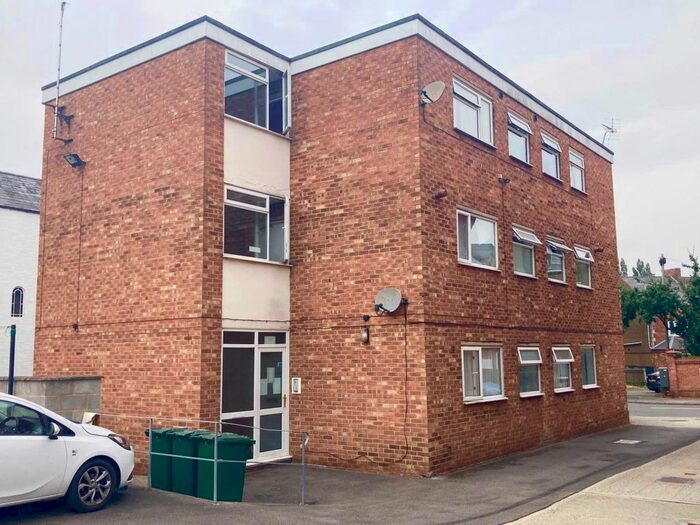 1 Bedroom Flat To Rent In South Street, Banbury, OX16