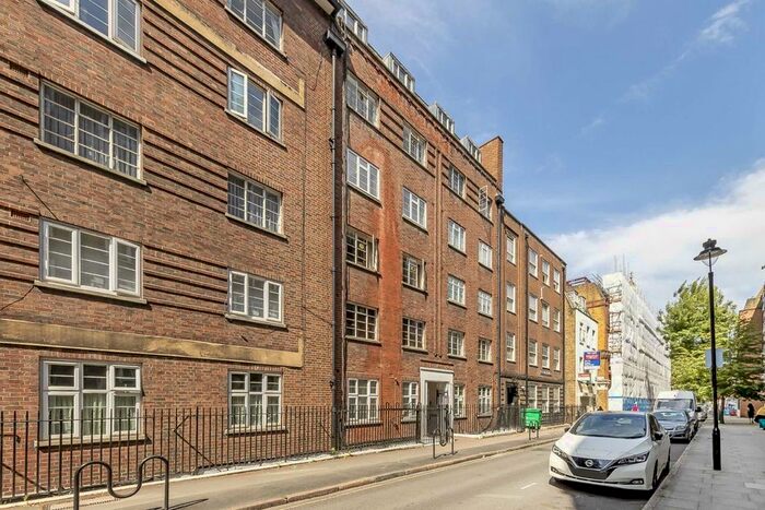 2 Bedroom Flat To Rent In Boswell Street, London, WC1N