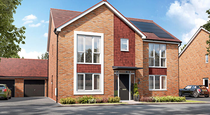 5 Bedroom Detached House For Sale In Kiln Barn Road, Ditton, ME20