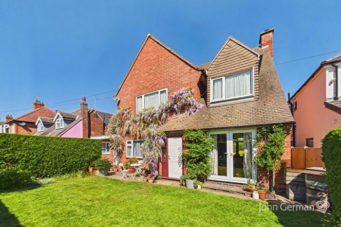 5 Bedroom Detached House For Sale In Mountfields Drive, Loughborough, LE11