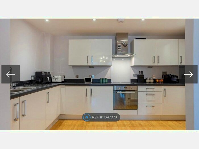 2 Bedroom Flat To Rent In Pankhurst Avenue, Brighton, BN2