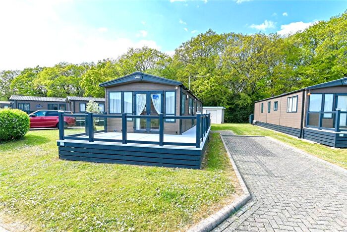 2 Bedroom Park Home For Sale In Beech, Hoburne Bashley Holiday Park, New Milton, Hampshire, BH25