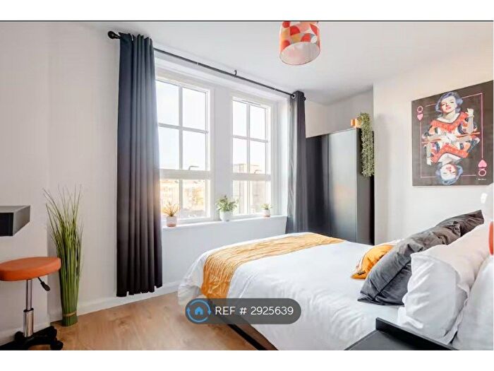 1 Bedroom Flat To Rent In Wilmot Street, London, E2