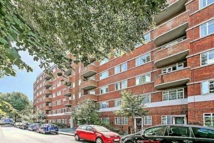 3 Bedroom Flat To Rent In West Kensington Court, Edith Villas, London, W14
