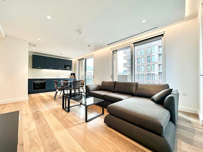 1 Bedroom Flat To Rent In Jubilee Walk, London, WC1X