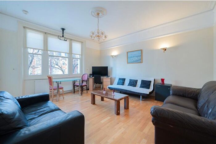 2 Bedroom Flat To Rent In Redcliffe Gardens, South Kensington, SW10