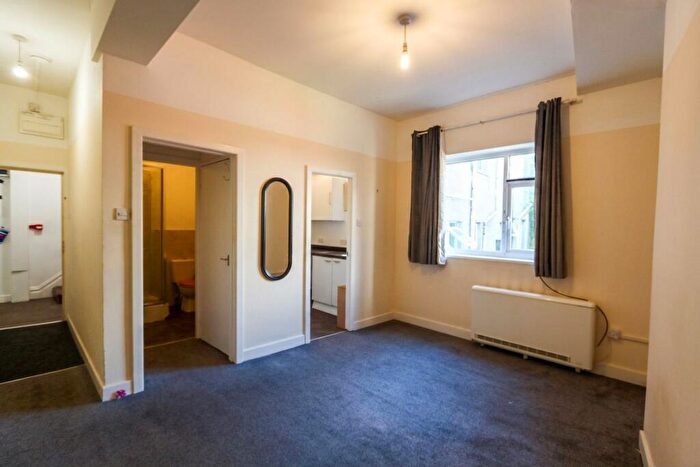 1 Bedroom Flat To Rent In Queen Street, Morecambe, LA4