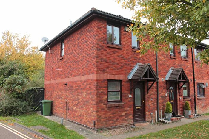 2 Bedroom Terraced House To Rent In Withey Meadows, Horley, RH6