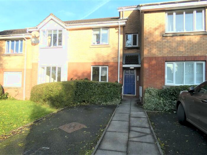 1 Bedroom Ground Flat To Rent In Ashtree Court, Higher Walton, PR5