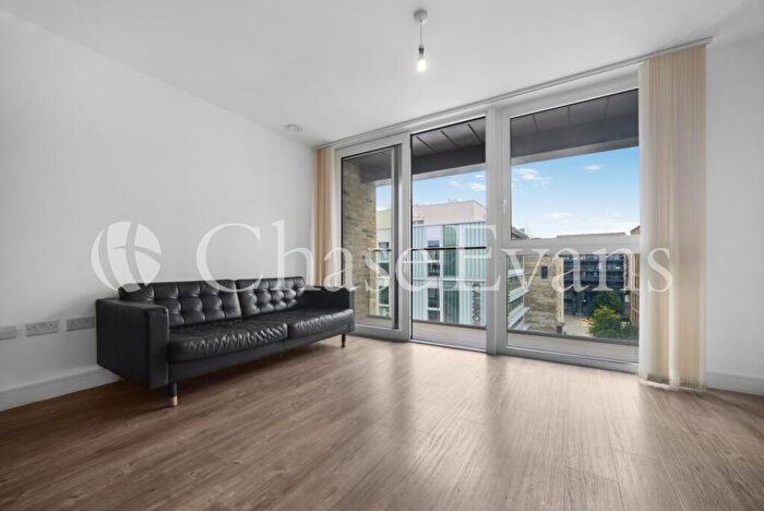 2 Bedroom Flat To Rent In Mandara Place, Greenland Place, Yeoman Street, Surrey Quays, London, SE8