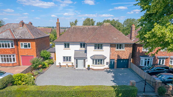 5 Bedroom Detached House For Sale In Barrowby Road In Grantham, NG31