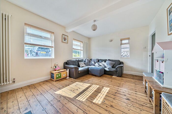 2 Bedroom Semi-Detached House For Sale In Maidstone Road, Sidcup, DA14