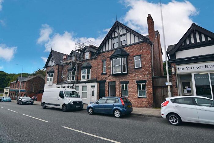 3 Bedroom Flat To Rent In The Village, Bebington, CH63