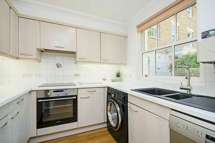 2 Bedroom Property To Rent In Bramwell Mews, Barnsbury, London, N1