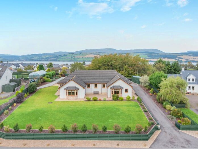 5 Bedroom Detached House For Sale In Culbokie, Dingwall, Ross-Shire, IV7