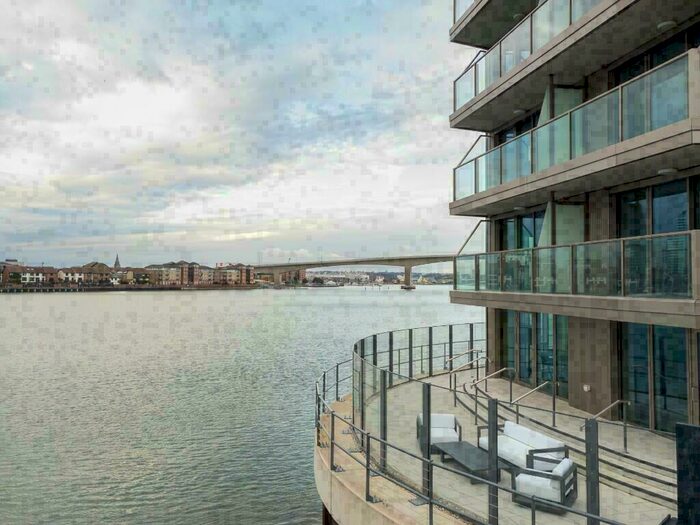 1 Bedroom Apartment To Rent In Vantage Tower, Centenary Plaza, SO19