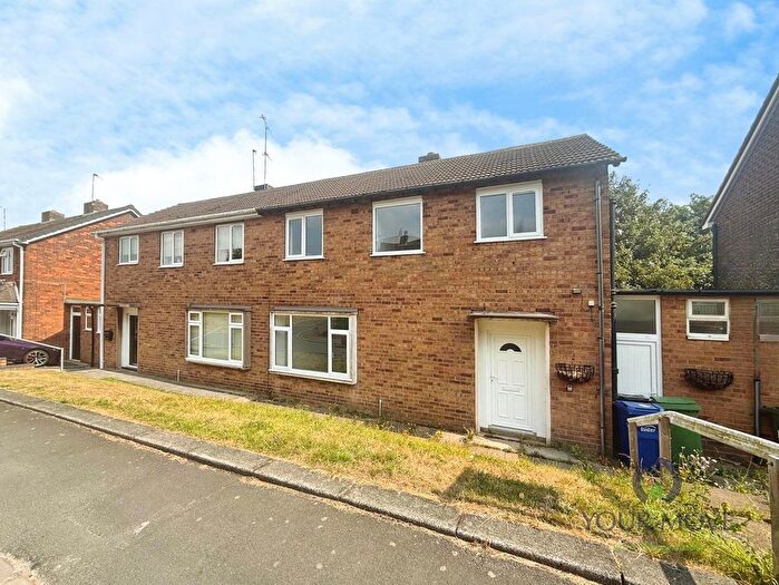3 Bedroom Semi Detached House To Rent In Pine Green, Dudley, West Midlands, DY1