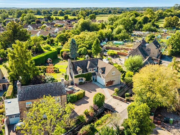 5 Bedroom Detached House For Sale In School Lane, South Cerney, GL7