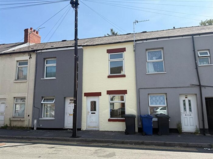 2 Bedroom Terraced House For Sale In Victoria Crescent, Burton-On-Trent, DE14