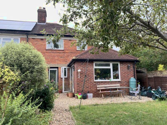 2 Bedroom End Of Terrace House To Rent In Spencer Crescent, Oxford, OX4