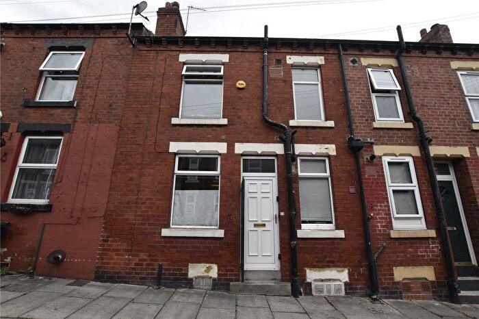 1 Bedroom Terraced House For Sale In Autumn Avenue, Leeds, West Yorkshire, LS6