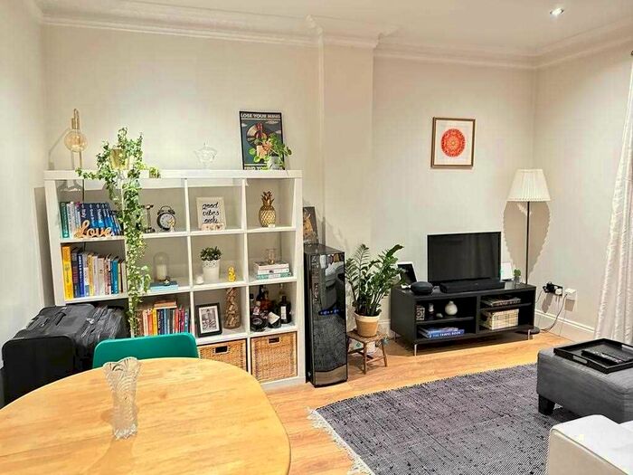 1 Bedroom Flat To Rent In Creffield Road, Ealing, Ealing, W5