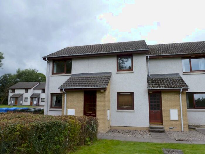 2 Bedroom Flat To Rent In Lodge Park, Inverness, Inverness-Shire, IV2