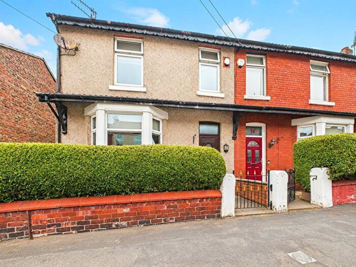 4 Bedroom Semi-Detached House For Sale In Stonehouse Road, Wallasey, CH44
