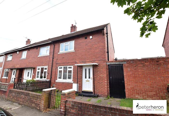 2 Bedroom Semi-Detached House To Rent In Rosyth Square, Sunderland, SR5