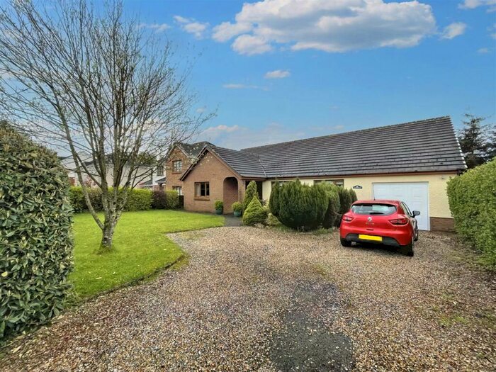 4 Bedroom Detached Bungalow For Sale In Nantycaws, Carmarthen, SA32