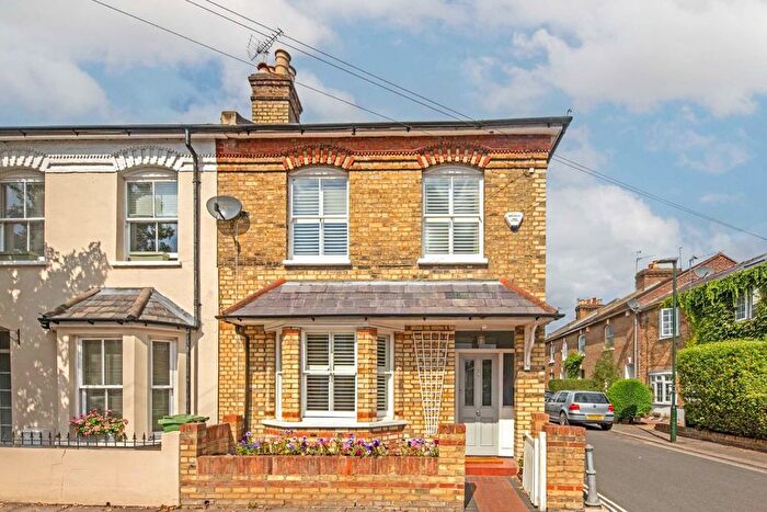 3 Bedroom End Of Terrace House To Rent In Somerset Road, Teddington, TW11