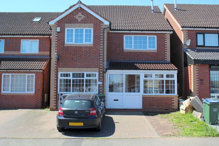 5 Bedroom Detached House To Rent In Borough Crescent, Oldbury, B69
