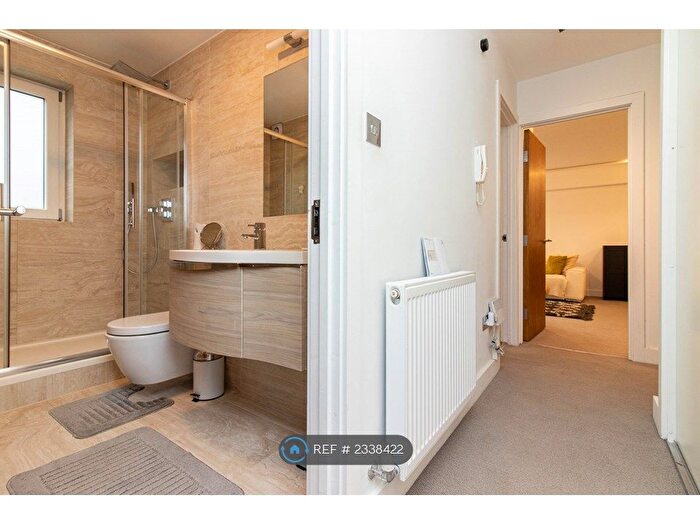 1 Bedroom Flat To Rent In Devonport, London, W2