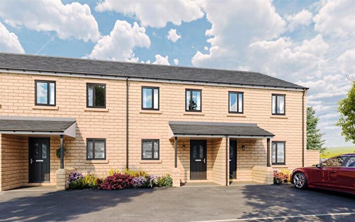 2 Bedroom Mews For Sale In Hallsteads View, Buxton, SK17