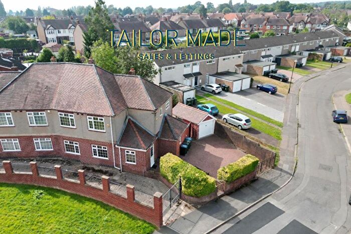 3 Bedroom Flat To Rent In Lyndale Road, Coventry, CV5