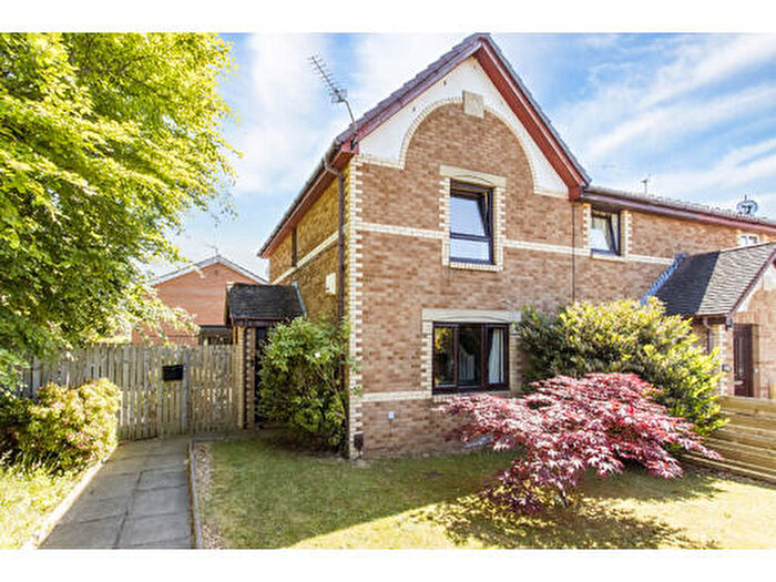 3 Bedroom End Of Terrace House To Rent In Vexhim Park, Edinburgh, EH15