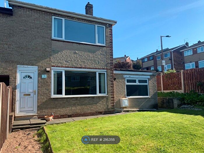 3 Bedroom Semi-Detached House To Rent In Chaffinch Avenue, Brinsworth, Rotherham, S60