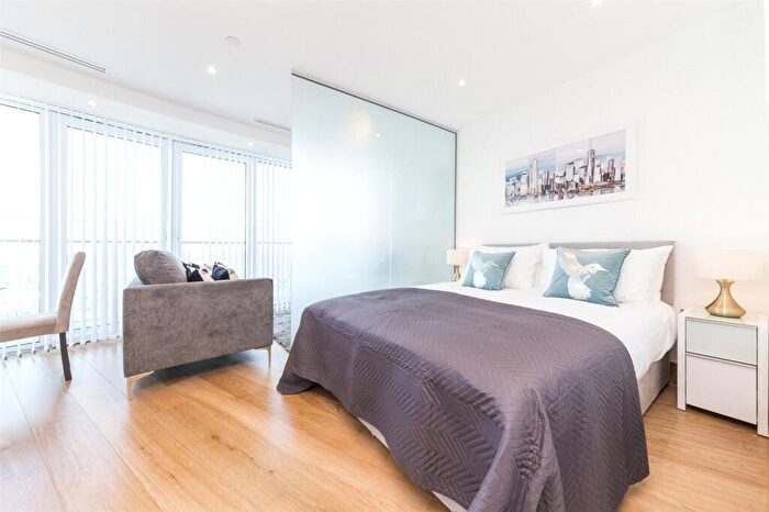 Apartment To Rent In Arena Tower, Crossharbour Plaza, London, E14