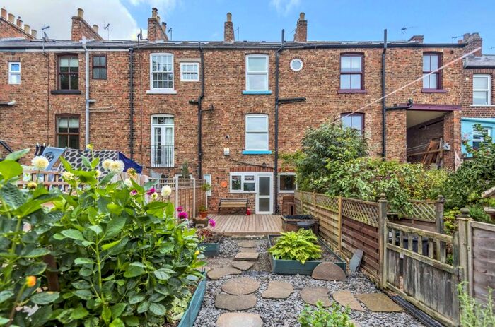 2 Bedroom Terraced House For Sale In Ure Bank Top, Ripon, North Yorkshire, Uk, HG4