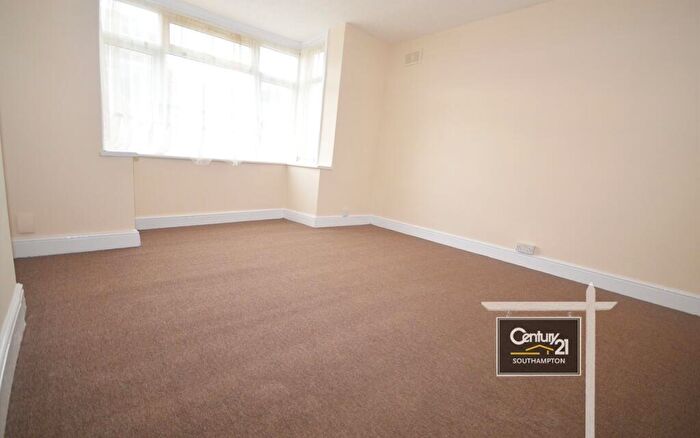 2 Bedroom Flat To Rent In |Ref. |, Broadlands Road, Southampton, SO17