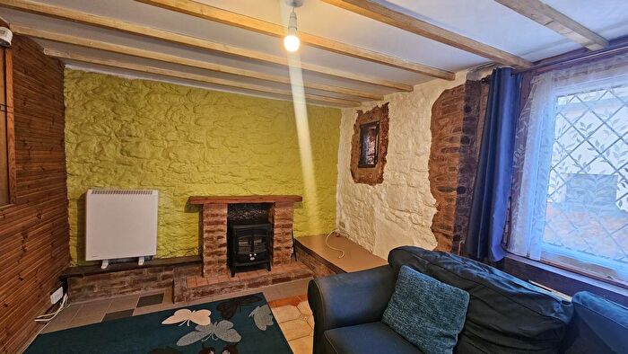 1 Bedroom Property To Rent In Stokeinteignhead, Newton Abbot, TQ12