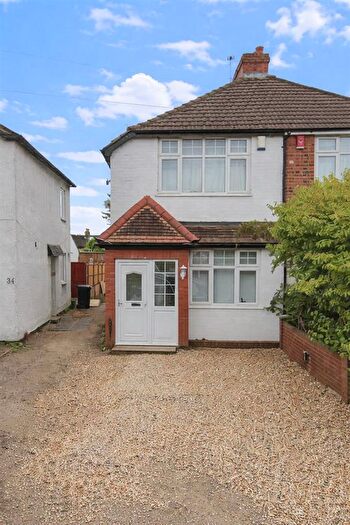 Studio To Rent In Star Road, Uxbridge, UB10