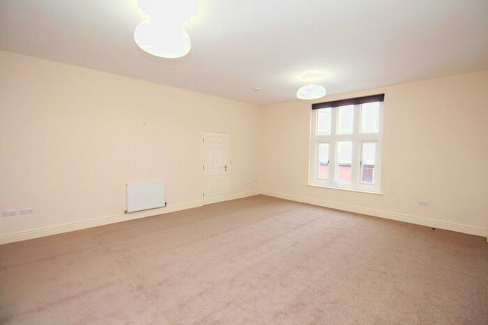 2 Bedroom Flat To Rent In Old Green Close, Whitwell, Worksop, S80