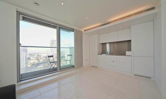 Studio To Rent In Pan Peninsule, East Tower, Canary Wharf, E14
