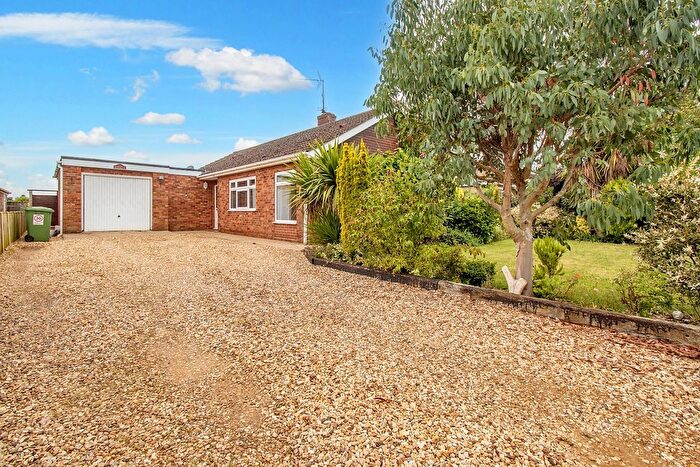 4 Bedroom Detached Bungalow For Sale In Station Road, East Winch, King's Lynn, Norfolk, PE32