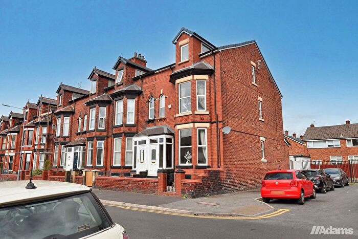 4 Bedroom End Terrace House For Sale In The Avenue, Leigh, WN7