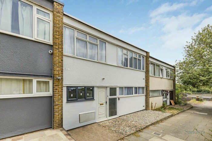 4 Bedroom Property To Rent In Northbrooks, Harlow, Essex, CM19