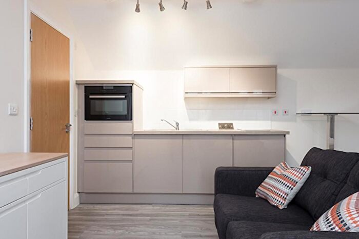 1 Bedroom Studio To Rent In Russell Court, Kidlington, OX5
