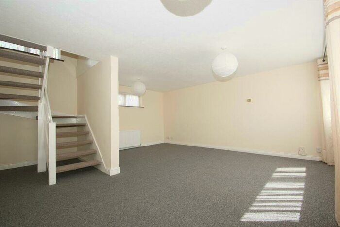 3 Bedroom House To Rent In Adelaide Road, Tilbury, RM18